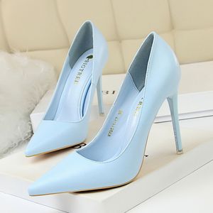 230 10,5 cm 7,5 cm Robe Femme High Pumps Pumps Lady Wedding Bridal Scarpins Stripper Low Heels Plus Taille Fête fétiche Chaussures rose bleu 230822 822 56254 57853