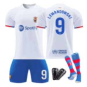 2324 Barcelona weg 7 Dembele nummer 9 Lewandowski Childrens volwassen voetbalshirt set met sokken