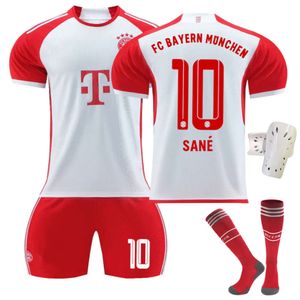 2324 Kit de football à domicile du Bayern Munich Imprimé 10 sain