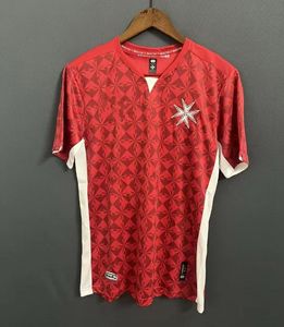 2324 Maillots de football de l'équipe nationale de Malte Accueil Rouge Chemises de football classiques Uniformes à manches courtes T-shirt Football américain Maillots de futbol