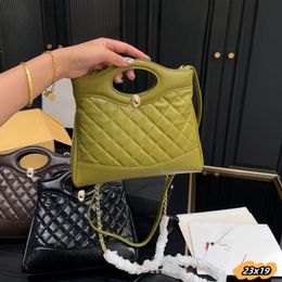 23A Couleur Olive-Vert / Chocolat Femmes Designer 31 Sac Hobo Matériel Matelassé Fourre-tout Matelasse Chaîne Bracelet En Cuir Cross Body Sac À Main