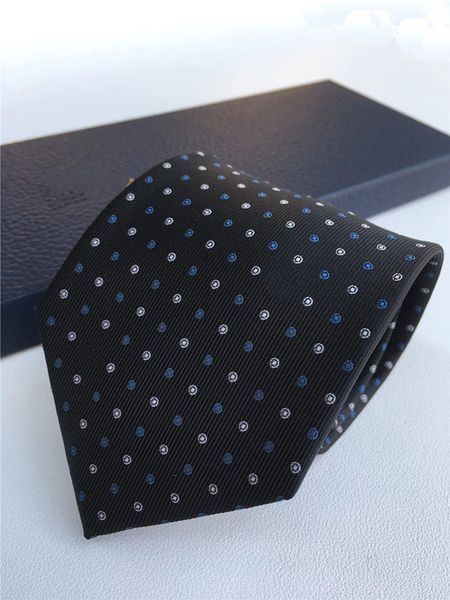 23AA Diseñador Carta para hombre 100% Corbata Corbata de seda negro azul Aldult Jacquard Fiesta Boda Negocio Tejido Diseño de moda Hawaii Corbatas caja