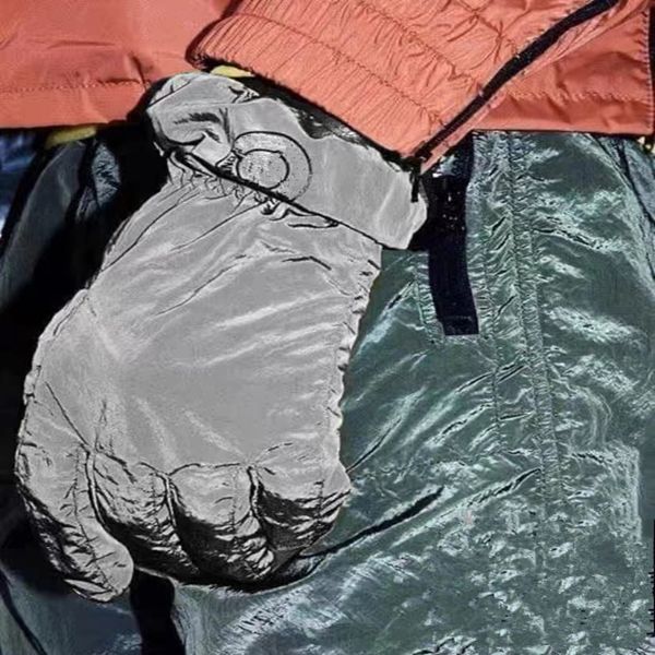 Gants réfléchissants en pierre argentée noire 23fw pour la protection extérieure, le cyclisme, la pêche, l'alpinisme, les gants antidérapants, les accessoires de voyage