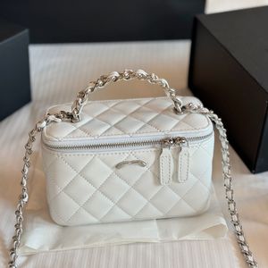 23K Valise blanche en peau d'agneau pour femme, boîte à cosmétiques, sac miroir avec poignée en métal strass, fourre-tout, porte-cartes, matériel métallique argenté, sac à bandoulière Matelasse 18 cm