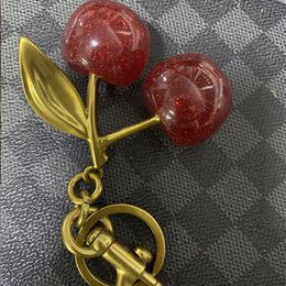 23 llaveros de cristal con forma de cereza, color rojo, bolso para mujer y niña, colgante para coche, accesorios de moda, decoración para bolso de fruta