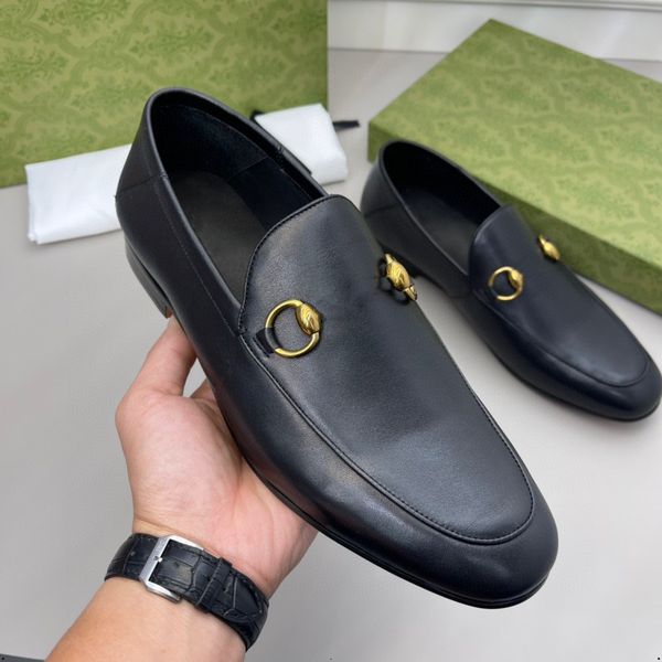 23Modelo Nuevos mocasines de diseño marrón y negro para hombre, sin cordones, punta redonda, borlas negras sólidas, zapatos de vestir lujosos para hombre, tamaño 38-46, envío gratis