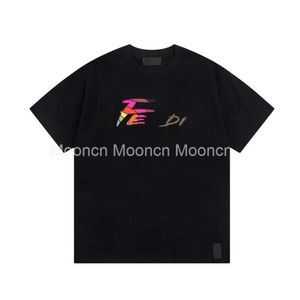 23New Mens T-shirt Designer T-shirt pour hommes T-T-Coton Pure Coton Breffable à la mode et polyvalente Luxury Luxury Couples du même style et des mêmes vêtements