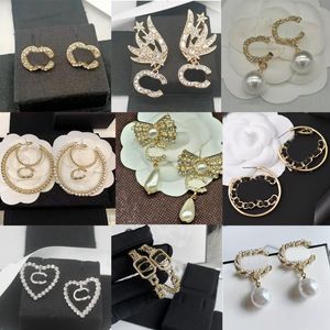 23SS 20Style luxe merkontwerpers Lange letters Stud Copper 18K GOUD GOLD 925 SILVER GEOMETRISCHE DRAMMEN CIRKEL CIRCLE CIRCLES CIRCIRESTONE METAL EARRING SIERAME CADEA