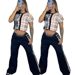 Moda Desinger Spring Letter Print Chándales para mujer Stripe Grid Manga larga Cuello redondo Tops y pantalones deportivos Marca casual Conjuntos de dos piezas