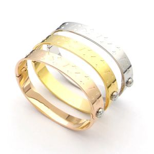 23ss manchet hoogwaardige kwaliteit charme luxe armbanden ontwerper 18k goud Rose Four Leaf bloemVpatroon armbanden voor heren dames bijoux cjewelers verjaardagscadeau