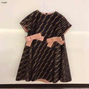 23SS Designer Girl Bowknot Dressshirt Brand Kinderjurken voor grote meisjes Fashion Jurk Korten Katel Kapjesjurk Casual geplooide rokshirt