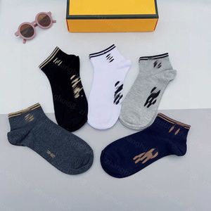 23ss designer hommes femmes chaussettes Chaussettes basses 5 paires dans la boîte marque Lettre logo jacquard chaussettes Pur coton absorbant la sueur confortables sous-vêtements pour hommes Vêtements pour hommes