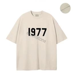 23ss Designer Tide T-shirts 1977 Borst Letter Gelamineerde Print Korte mouw High Street Los Oversize Casual T-shirt 100% Katoen Tops voor mannen en vrouwen Essen tshirt