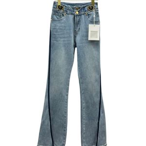 23SS Fw Femmes Designer Jeans Pantalons Avec Lettre Boutons En Métal Filles Coton Haut De Gamme Milan Piste Marque Cowboy Casual Jersey Jogging Outwear Denim Long Flare Pantalon