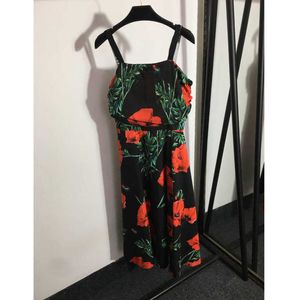 23ss robe licou maxi robes jupe imprimée femmes designer jupe marque mode tempérament fleur imprimé robe à bretelles sans bretelles vêtements pour femmes de haute qualité a1