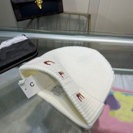23ss Hot Unisexe marque bonnet broderie Autume hiver designer de luxe hip hop Casual laine casquette en plein air hommes tricoté chapeau femmes en plein air chaud crâne casquettes