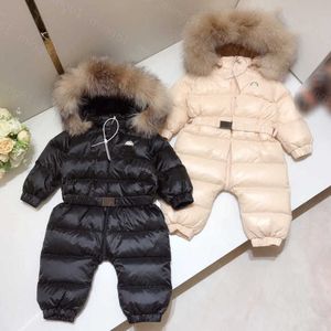 23ss niños Marca de diseñador cálido onesie niños niñas Letra logo aplique bordado gran cuello de plumas ganso abajo bebé una pieza abajo chaqueta casual niños ropa a1