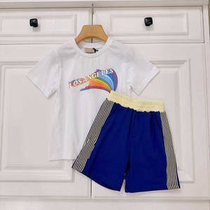 23ss enfants vêtements de créateurs bébé ensemble enfant ensembles garçon col rond pur coton arc-en-ciel lettre logo imprimé t-shirt à manches courtes ruban épissage short costume bébé vêtements