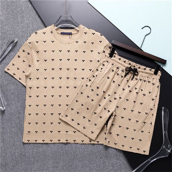 23SS Mens Diseñador de chándal de pistas Summer Beach Shorts Sportswear Sets Wholesalers Womens Fashion Casual Running Camiseta de manga corta Trajes