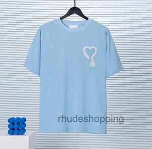 23ss New Plus Shirt Camisetas y polos Tops con cuello redondo Tops bordados Amor estampado Estilo polar Moda de verano Calle Palabras de algodón para hombres Womenq4gs