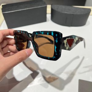 23SS Zomer Designer Zonnebril met Letters Zonnebril voor Mannen Vrouw Unisex Goggle Populaire Brillen Strand Zonnebril 6 Kleuren met Geschenkdoos