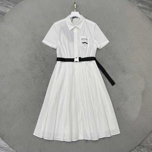 23ss Zomerjurken Dames Designer Klassieke geborduurde monogram geplooide jurk op de borst Hoge kwaliteit dameskleding