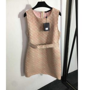 23ss Zomer Jurken Vrouwen Designer Presbyard Jacquard Alfabet Riem Verscholen Taille Vest Jurk Hoge Kwaliteit Dameskleding A1