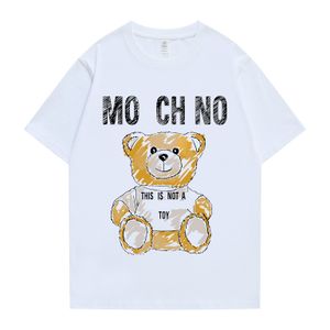 23ss Summer Mschino Designer Hommes T-shirt Haute qualité Mode Coton Hommes Tshirt Casual Impression En Plein Air Hommes T-shirts Taille US M-XXL