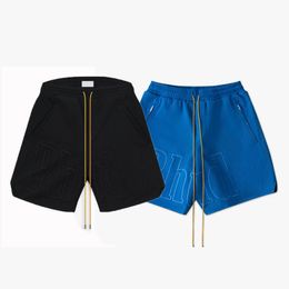 23ss Verano Tallas grandes Bordado Pantalones cortos de playa Traje de baño Natación Europa Hombres Moda azul Ropa de calle Pantalones medios de nylon Pantalones de jogging unisex Troncos