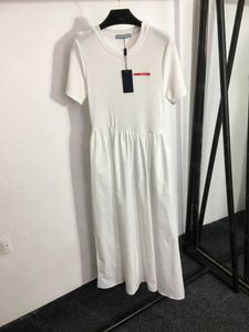 23ss ropa de diseñador para mujer vestidos de verano vestido de mujer Letra roja decoración de cinta parte superior del cuerpo empalme delgado extensión inferior vestido de manga corta ropa de mujer