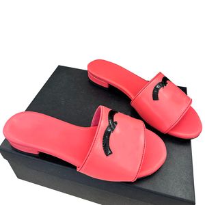 23ss Womens Lambskin Low Heels Pantoufles Slip On Sandals Retro Bouts Ronds Lake Blue Pink Slide Luxurys Ladies Slignbacks Beach Shoes Girls Tongs For A Gifts Mules