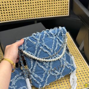 23SS Womens Mini Denim Tassel 22 Shopping Bags Cowboy Classic Pearl Chain Handle Totes Coin Charm Little Pouch Silver Metal Hardware Matelasse Chain Sacs à main 20CM