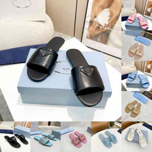 23style 2024 Designer de qualité supérieure glisse de sandales pantoufles plage classique sandale plate luxe d'été luxueuse tongs cuir tongs femmes taille 34-42