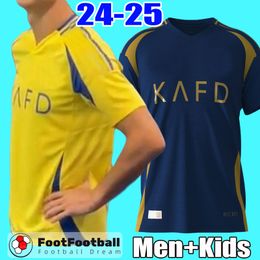 24 25 Al Nassr FC Football Shirt Soccer Jerseys Special Sadio Mane Ronaldo Brozovic 2024 2025 CR7 Kit de football Men Kits Kits Set