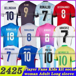 24 25 Argentinas Messis 2024 Frenchs Mbappe Soccer Jerseys Portugues Portugal Shirt Kits Kit Inglaterra Bellingham Camisas de fútbol Uniforme