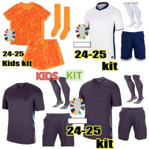 24 25 Engeland Soccer Jerseys Kids Kit Kane Saka Foden Bellingham Rashford Sterling Grealish National Team 2024 2025 Football Kids T Kits Child Doelman