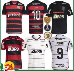 24/25 Flamengo Soccer Jerseys 2024 2025 Voetbaloverhemden mannen Sets Kids Kit Vrouwen Camisa de Futebol Sleeve Pedro Diego Gerson Gabi Lorran Pulgar -fans