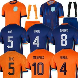 24 25 Camisa de fútbol de los Países Bajos Memphis European Holland Soccer Jersey Hombres holandeses Kits para niños Virgil de Ligt Fde Jong Virgil Dumfries Bergvijn Shirt Xavi Gakpo Sets