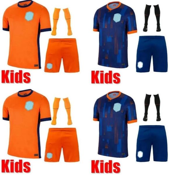 24 25 Países Bajos Memphis European Holland Club Soccer Jersey 2024 Euro Cup 2025 Camisa de fútbol del equipo nacional holandés Kit para niños Full Set a casa Memphis Xavi Gakpo