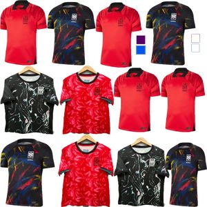 24/25 Zuid -Korea Red Black Meerdere stijlen voetbaltruien Men Kit H M Son Nationaal Team Hwang Lee 22 23 24 Fan Versie 2023 Voetbalshirtuniform