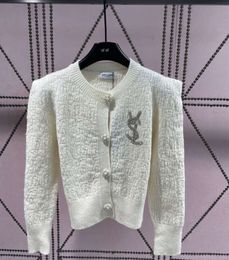 Cardigan tricoté artisanal froissé, poitrine, accessoires de travail lourd, mode tempérament polyvalent, nouvelle collection automne 24, Top996