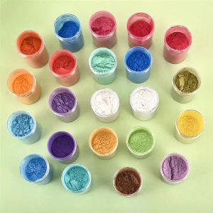 24 couleurs Epoxy Resin Dye Mica Natural Powder Powdered Pigments de poudre de poudre de poudre bijoux de fabrication de moules de résine Colorants