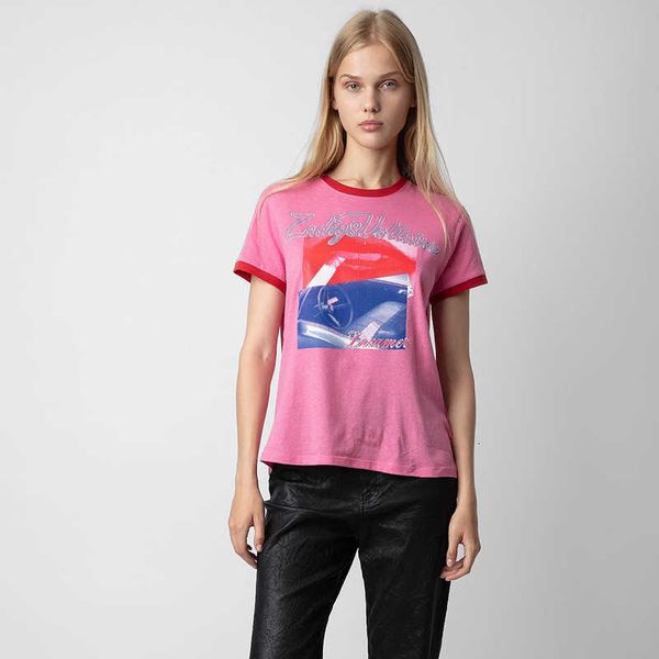 24 Début du printemps Nouvelle niche française Zadig Voltaire2024 Voiture à lèvres rouges Encre blanche Poignets imprimés numériques Couleur contrastée T-shirt à manches courtes pour femmes