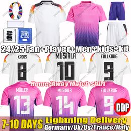 24 Germanys Hummels Gnabry Soccer Jerseys Kit Kroos Werner Draxler Reus Muller Gotze Football Shirts Kids Fans Kit Player -versie Home Away Deutschland