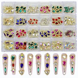 24 grilles en alliage de coeur de pêche en forme de papillon diamant pour les décorations d'art des ongles bricolage ensemble de bijoux du bout des doigts AB strass pour ongles 240219