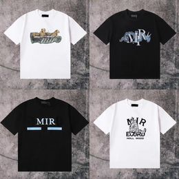24 INS Mens Designer T Amirir Shirt Letters Imprimé T-shirts de mode imprimées Top de qualité Coton T-Contrôlé à manches courtes Men et femmes Streetwear Tshirts S-XL