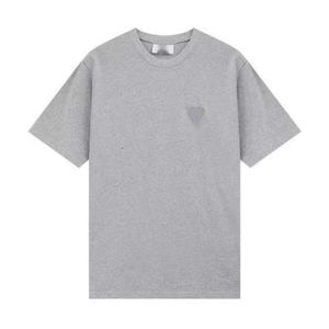24 Nouveaux Ami6cm Broidered Peach Heart Love Love Short à manches à manches courtes et femmes Same T-shirt Trendy Brand Loose Casual Casual Versatile Couple t Tops Amina FGTG