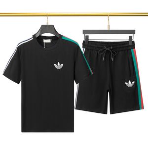 24 nieuwe gratis levering zomerherenontwerpers trainpakken joggingpak mannen tracksuit pullover hardloop sweatshirt man korte mouw broek mode sweat track pakken