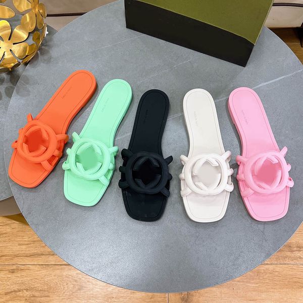 24 nuevas mujeres Slide Sandal Fashion Mule Mule Flat Sandale Sandale Sandals Sandalias de diseñador Jelly Slipper Summer Peach Pool Tobas de piscina impermeable al aire libre