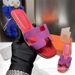 24% korting op designer schoenen Hot verkopen dames snoep gekleurde schapenvacht pluche bovenkleding platte bodem slippers